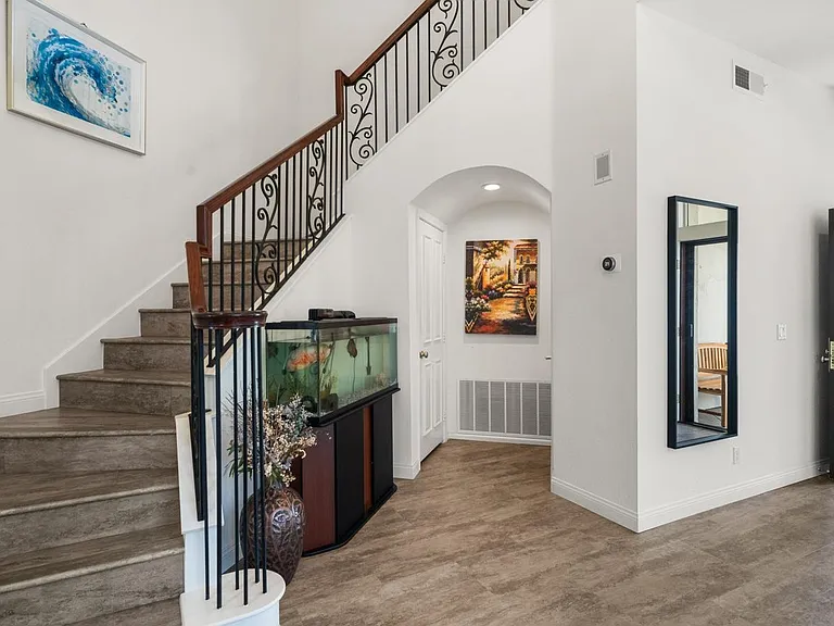 15983 S Woodson Dr — Photo 24