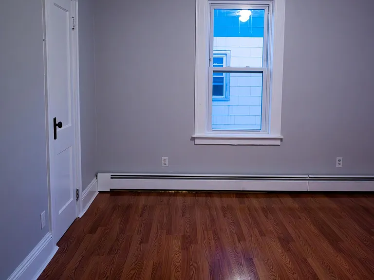 29 Curtin Ave #2 — Photo 16