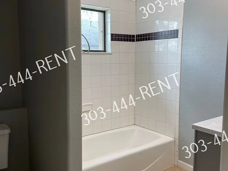 1357 Newton St — Photo 6