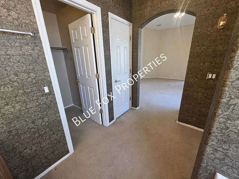 6078 N Panorama Park Dr — Photo 17