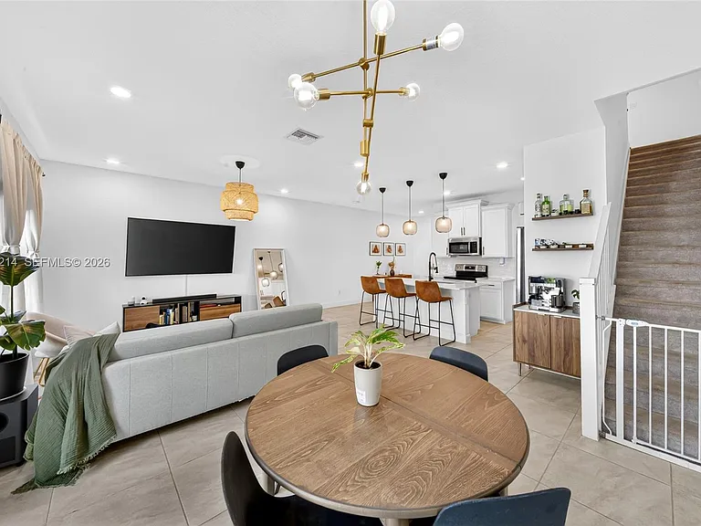 4349 Veleiros Ave — Photo 21