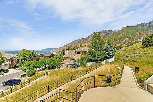 4th image of 7699 S Timberline Dr