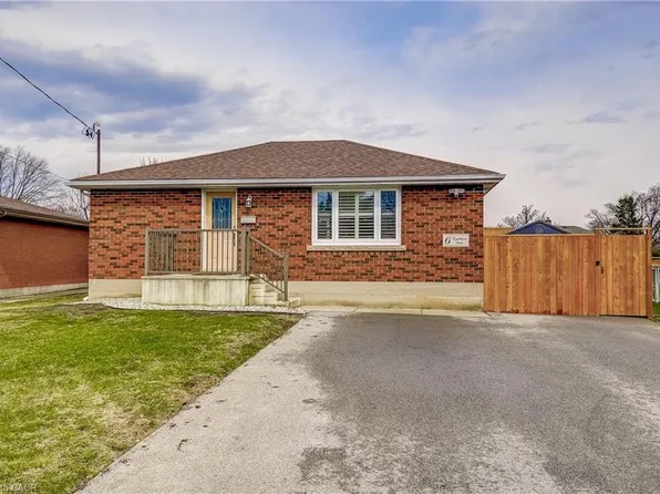 6 Lyndhurst St, Brantford, ON N3S 4M3