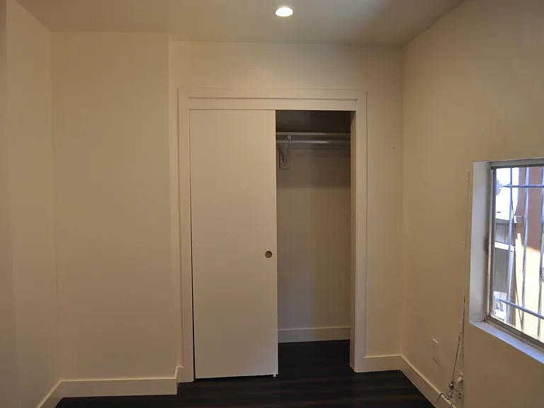 3701 S Saint Andrews Pl #1 — Photo 20