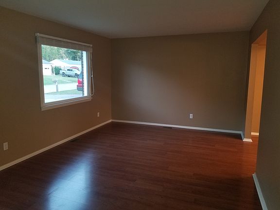 3rd image of 233 Bartow Dr