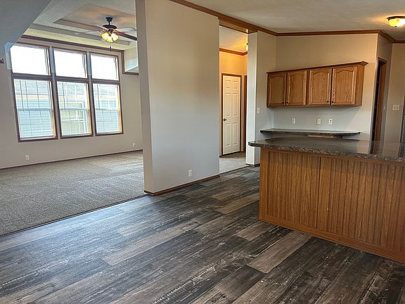 3rd image of 9800 Bloomsbury Cir #654