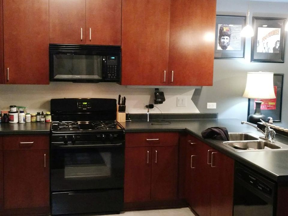 2nd image of 5100 W 96th St APT 526