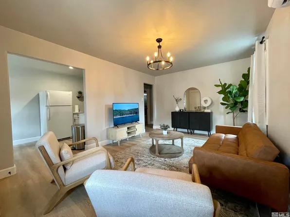 1605 I St, Sparks, NV 89431