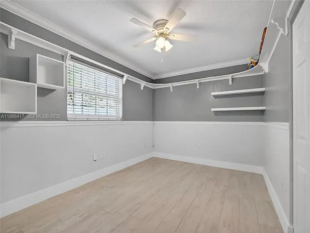 217 SW 5th St — Photo 10