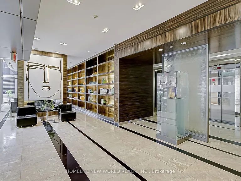 37 Grosvenor St #1701 — Photo 4