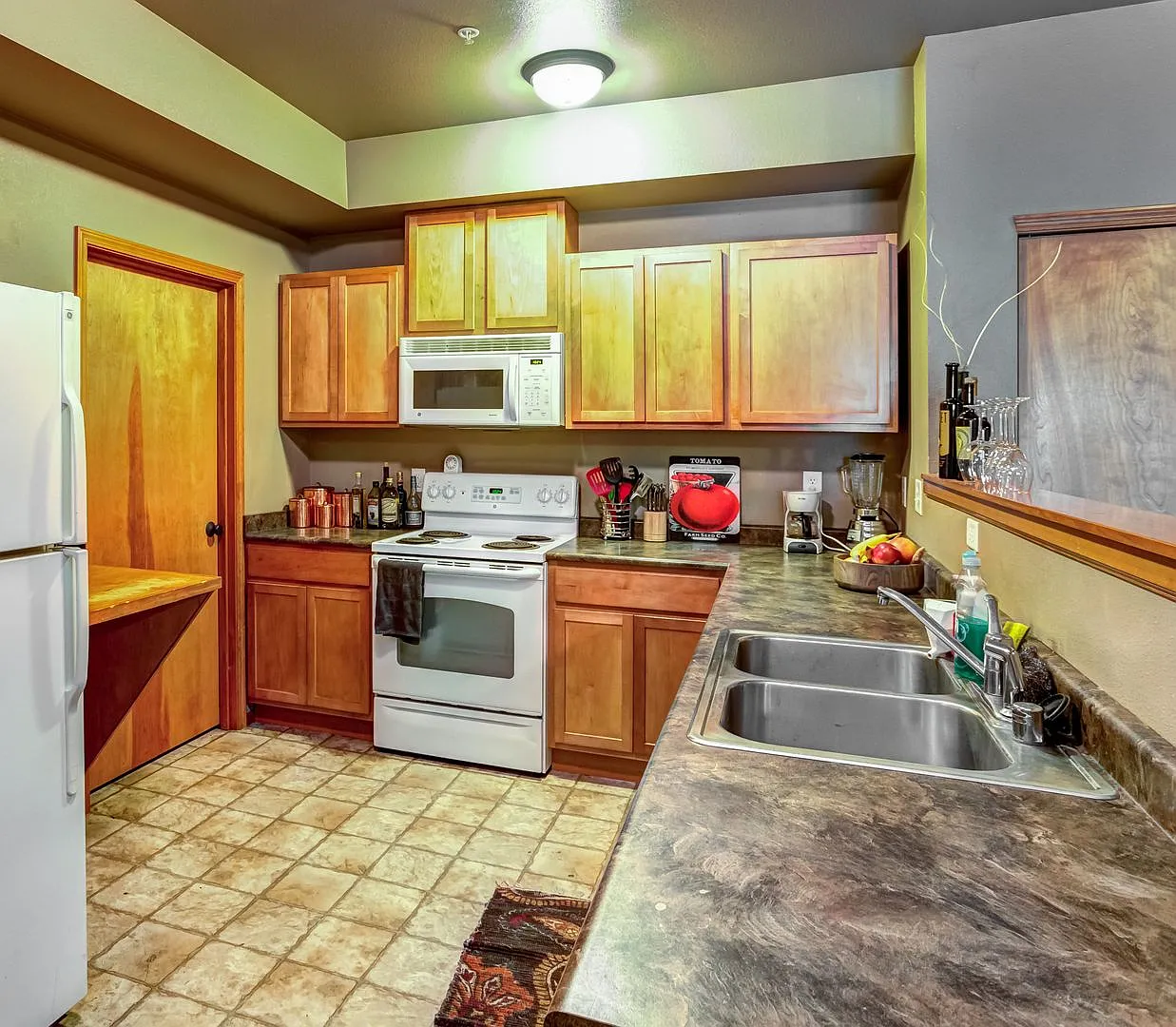 Timberlodge Apartments — Photo 3