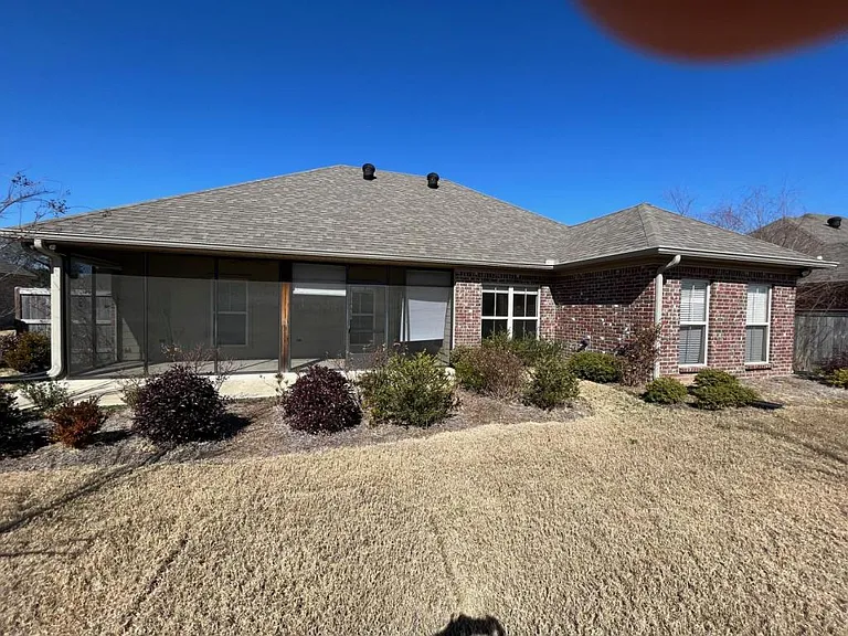 1998 Eastridge Cir — Photo 11