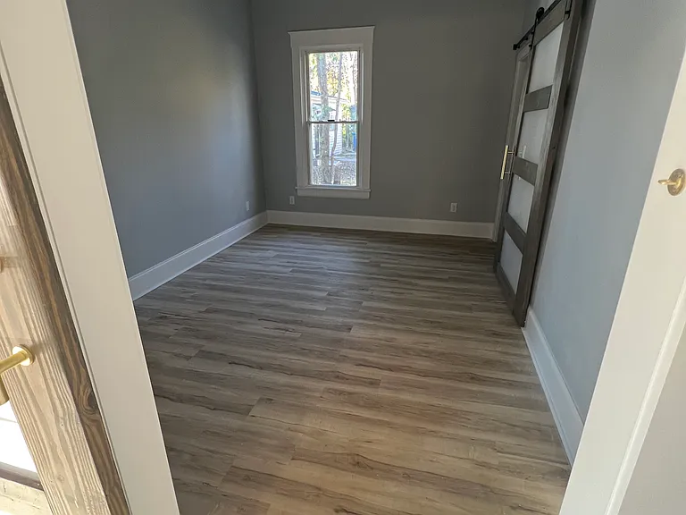636 Old Shakertown Rd — Photo 4