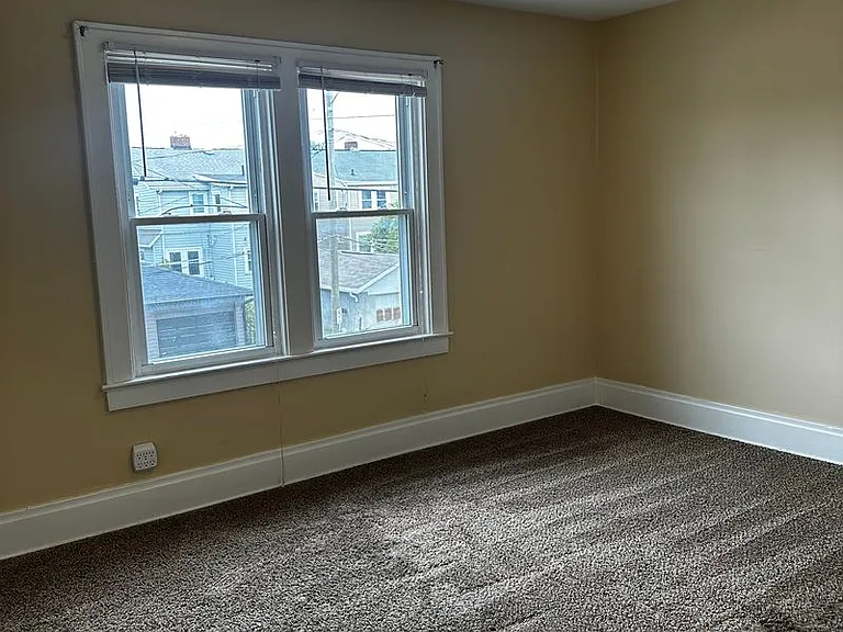 547 E Deshler Ave — Photo 15