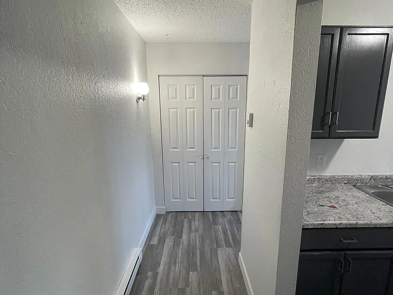 109 S Teton Dr #5 — Photo 5