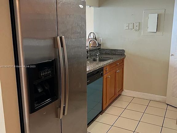 4th image of 7601 E Treasure Dr APT 1814
