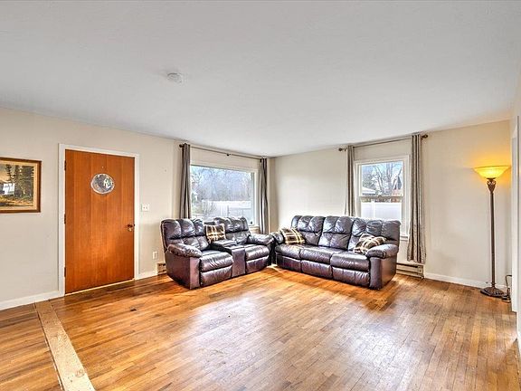 5th image of 16924 E Valleyway Ave