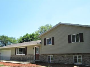 18100 Amberly Ln, South Bend, IN 46637