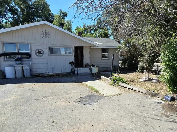 725 Modoc Ave, Tulelake, CA 96134