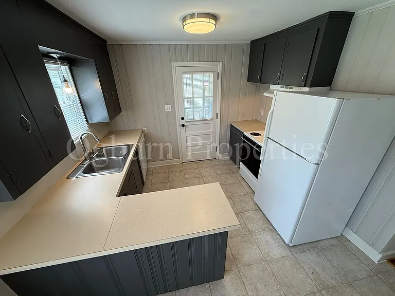 1408 Kenwood St — Photo 4
