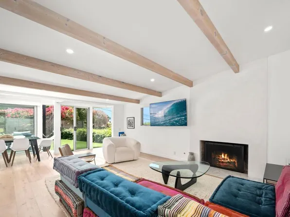 612 8th St, Del Mar, CA 92014