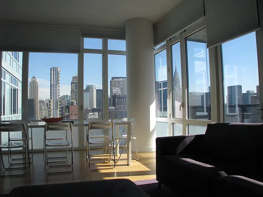 Rented by Vivaldi Real Estate | media 6