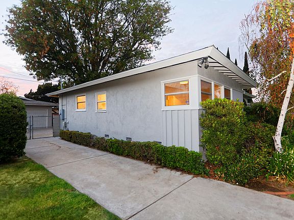 5th image of 10007 Gaynor Ave