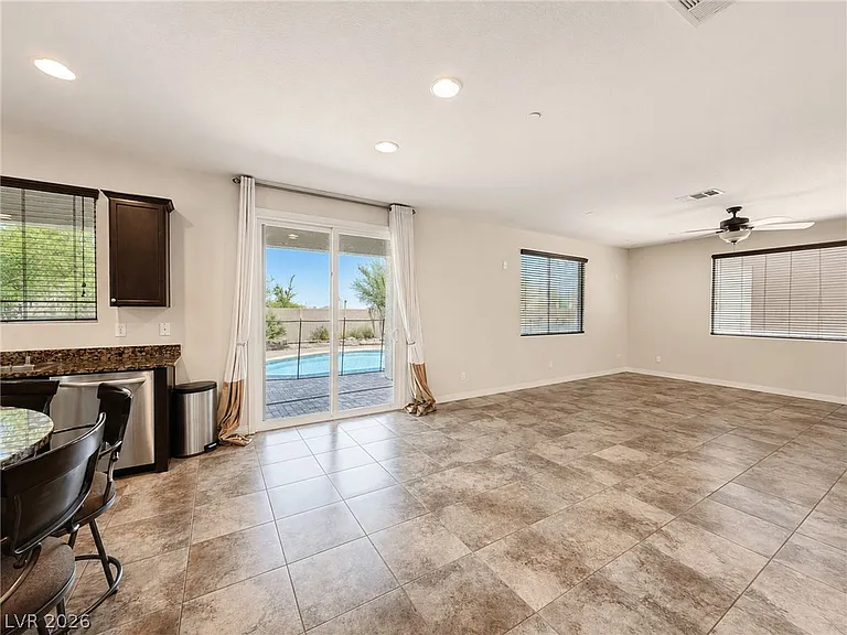 1153 Bear Head St — Photo 13