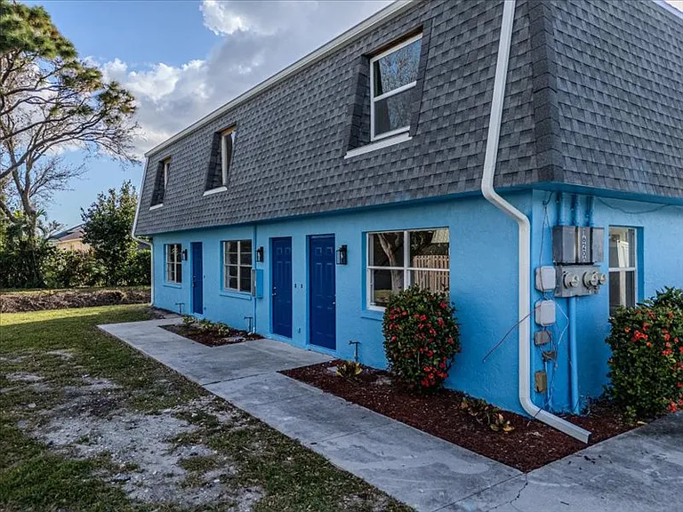 16200 Dublin Cir #1-3-3 — Photo 3