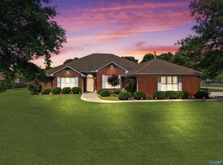 102 Bay Leaf Dr, Madison, AL 35758