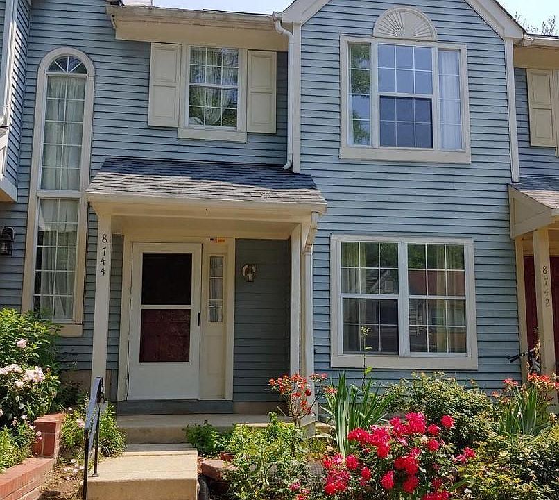 1st image of 8744 Village Green Ct