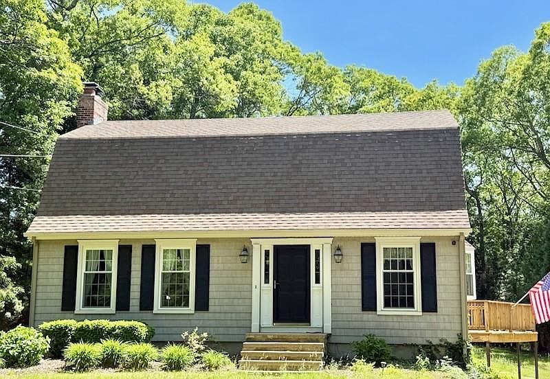 1st image of 132 Sheffield Hill Rd