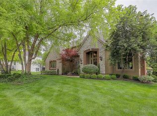 12826 Woodson St, Overland Park, KS 66209