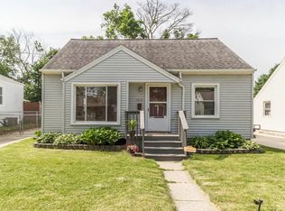 1413 Woodbine Ave, Lansing, MI 48910