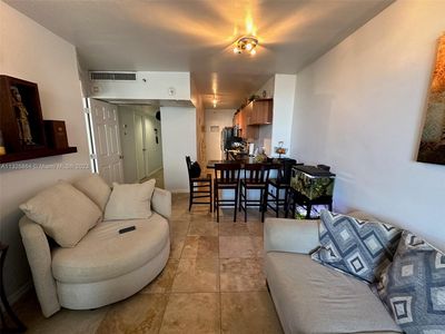 (Undisclosed Address), Miami Beach, FL, 33139
