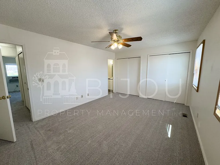 6470 Chantilly Pl — Photo 11