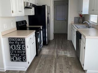 1009 Cutleaf Dr, Sumter, SC 29150