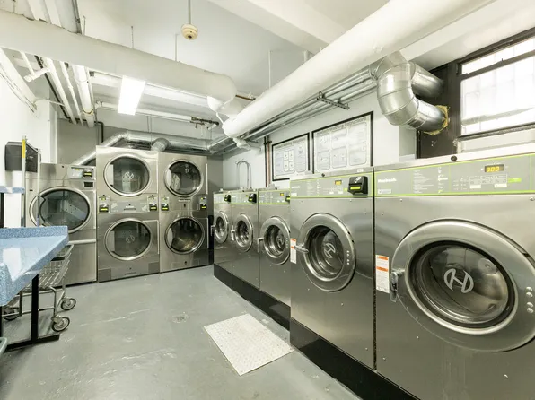 2860 Bailey Avenue image 19 of 19