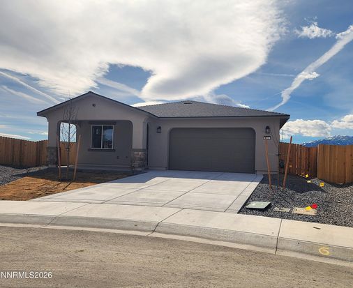 711 Daylily Ln, Minden, NV 89423