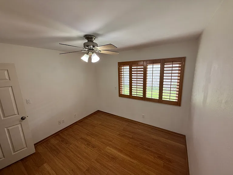 15502 Eliot Cir — Photo 47