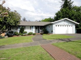 22 S Dean St, Coquille, OR 97423