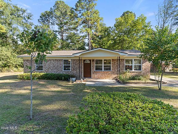 2nd image of 3430 Knollcrest Road