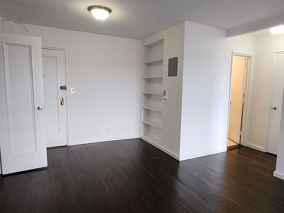 3rd image of 510 Riverdale Ave #7K