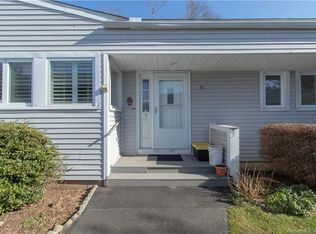 9 Stratton Way #9, Branford, CT 06405