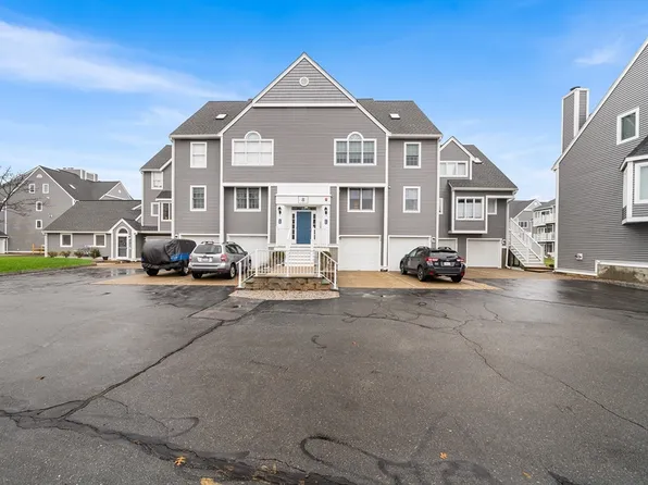 700 Shore Dr Unit 810, Fall River, MA 02721