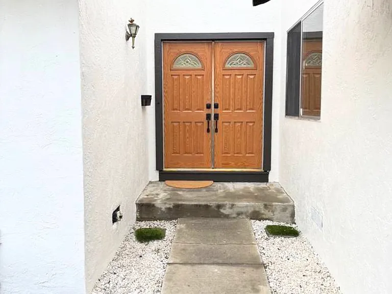 4655 Bolero Dr — Photo 12
