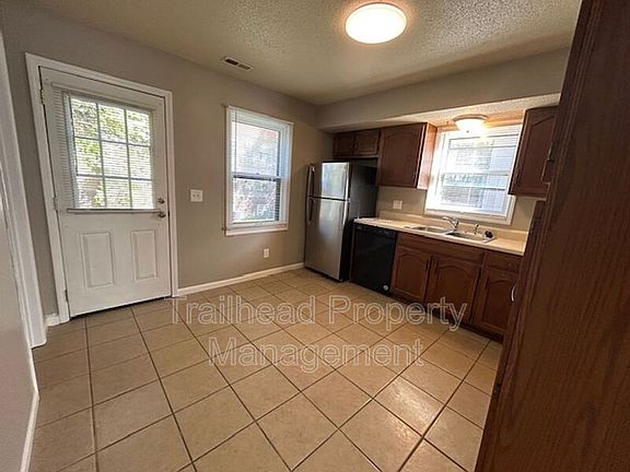5th image of 219 N Garrison Ave APT 4