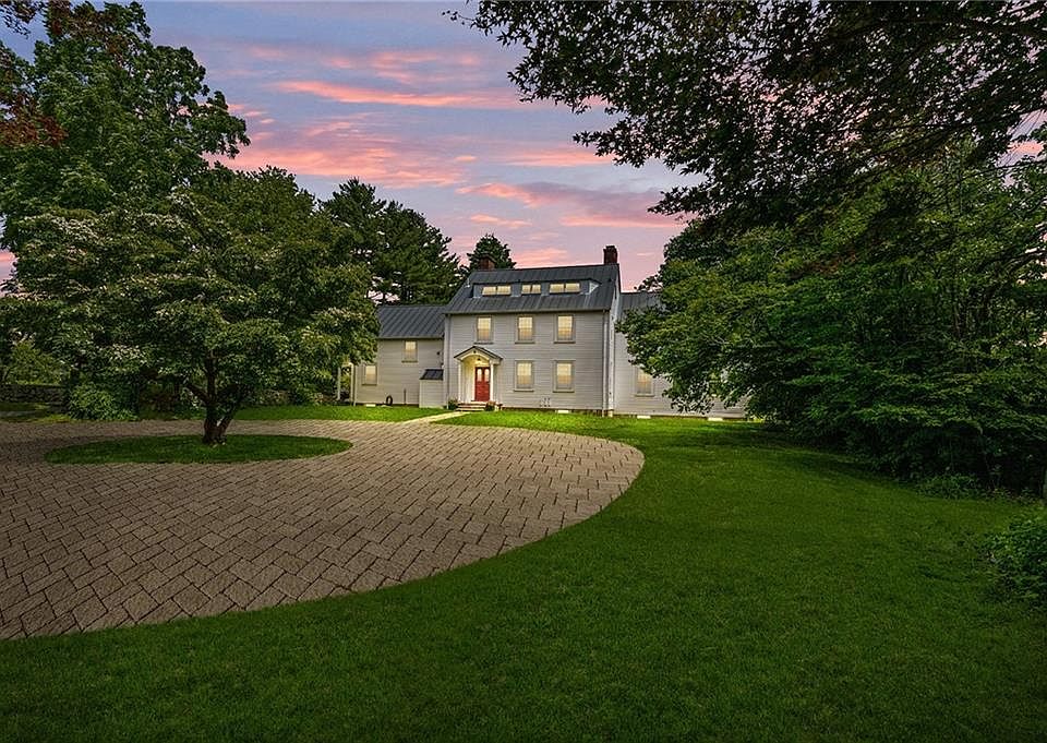 2595 Tower Hill Rd, Saunderstown, RI 02874 Zillow