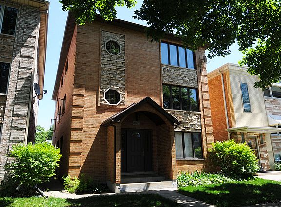 2nd image of 2913 N 74th Ave #3
