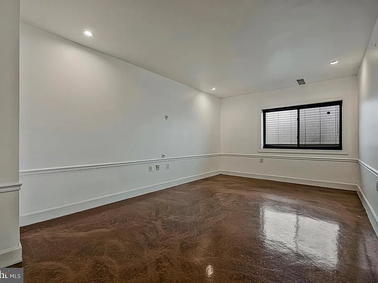 6302 Hil Mar Dr #6-2 — Photo 24